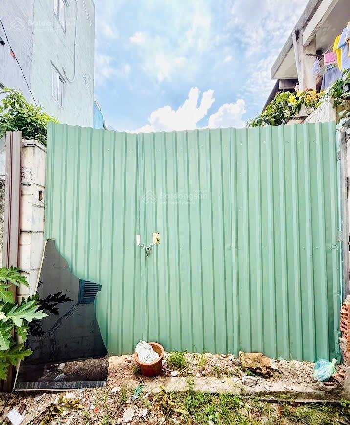 Giá quá rẻ chỉ 78tr/m2  bán nhanh lô đất đẹp full thổ cư 255m2 ngang 8m  p. 15 ngay hàng xanh