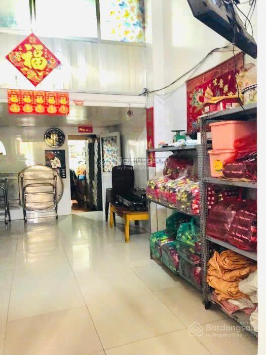 Gấp bán "12.9 giảm về 10.79 tỷ"  bán nhanh nhà 3 tầng 105m2  2 mặt hẻm xe hơi ngay đh hutech