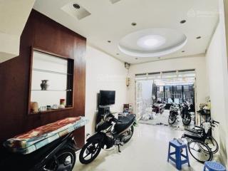 Cực hiếm bán nhà mặt tiền mà giá hẻm chỉ 122tr/m2  bán nhanh nhà 4 tầng 80m2  mặt tiền p. 5