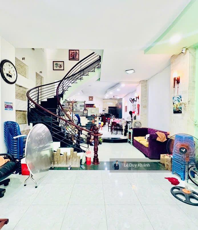 Gấp bán 18.5 tỷ giảm về 16.49 tỷ  bán gấp villa 3 tầng 140m2 (6mx23m)  hẻm xe hơi gần hàng xanh