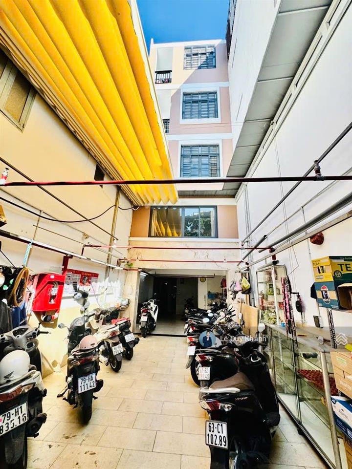 Gấp bán "35 tỷ giảm vể 31.9 tỷ"  bán nhanh toà chdv 5 tầng 230m2  ra mặt tiền rạch xuyên tâm