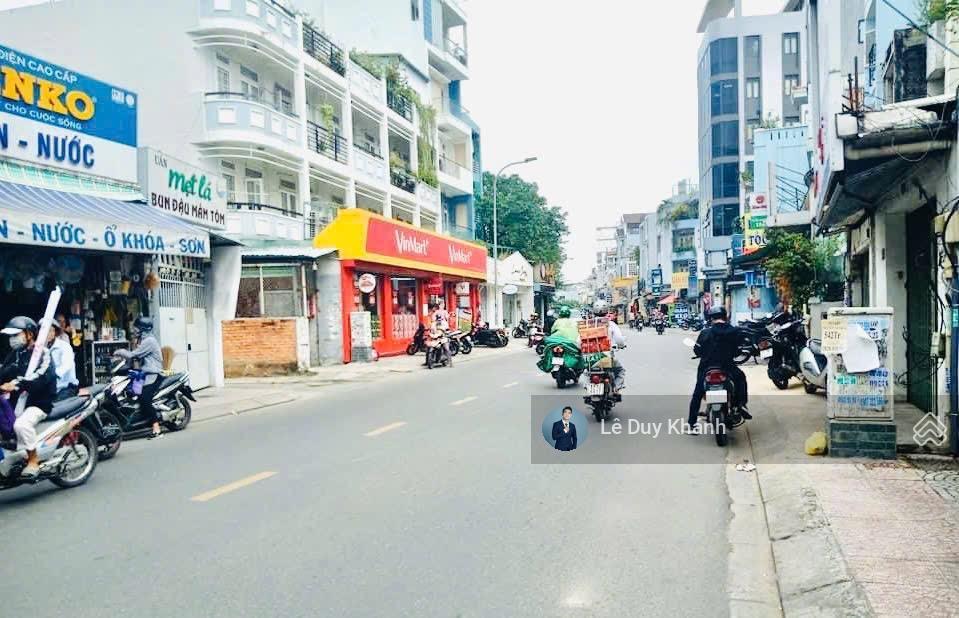 Hàng hiếm xây chdv (hầm + 6 tầng)  bán nhà nát 2 tầng 100m2  lô góc hẻm xe tải nguyễn văn đậu