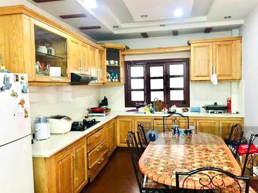Gấp định cư "17 tỷ giảm về 14.9 tỷ"  bán nhanh chdv 5 tầng 104m2  hẻm xe hơi dòng tiền 600tr/năm