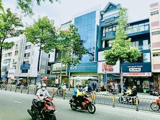 Gấp bán 10.5 tỷ giảm về 9,9 tỷ  bán đất tặng nhà 2 tầng 92m2  lô góc lê văn duyệt giáp q1