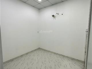 Cho thuê nhà nguyên căn kdc làng đại học khu a, phước kiển  giá 15tr