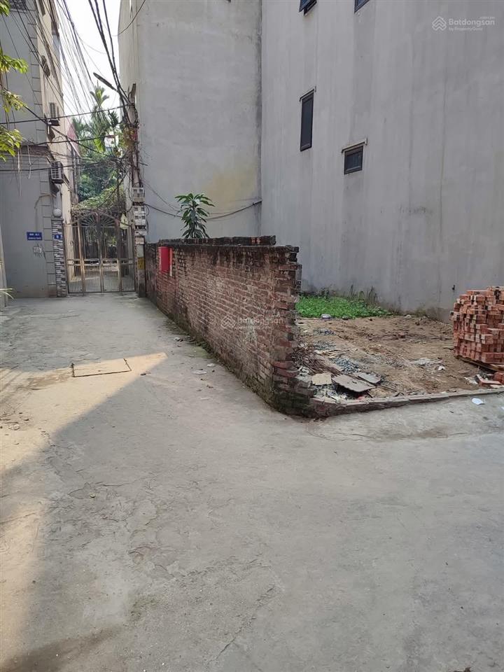 Ngõ thông ô tô vào cuối trịnh văn bô chính chủ gửi mảnh đất lô góc 38m2 giá chỉ 4.9 tỷ