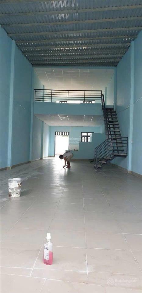 Kho hẻm xe tải phường tân tạo. bình tân dt 6m x 30m + shr full thổ cư khó đẹp cao ráo đúc 6.5 ty