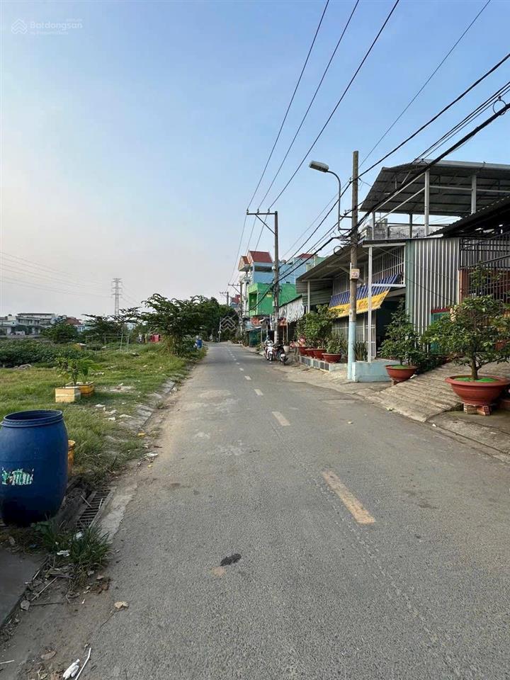 Mtkd  đ kênh tham lương  sát tỉnh lộ 10, bình tân. 4.8 x 29. 3 lầu. giá 9.5 tỷ tl