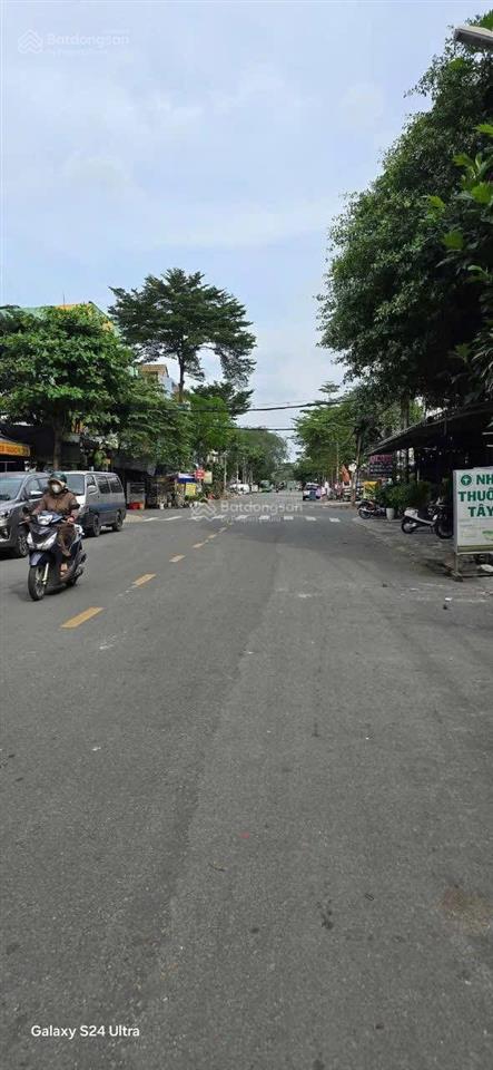 Mt ds50 tân tạo bình tân. tổng 22p đang có hđt 25tr/1th dt 5x 20m. 1trệt + 4 lầu bán 11,5 tỷ tl