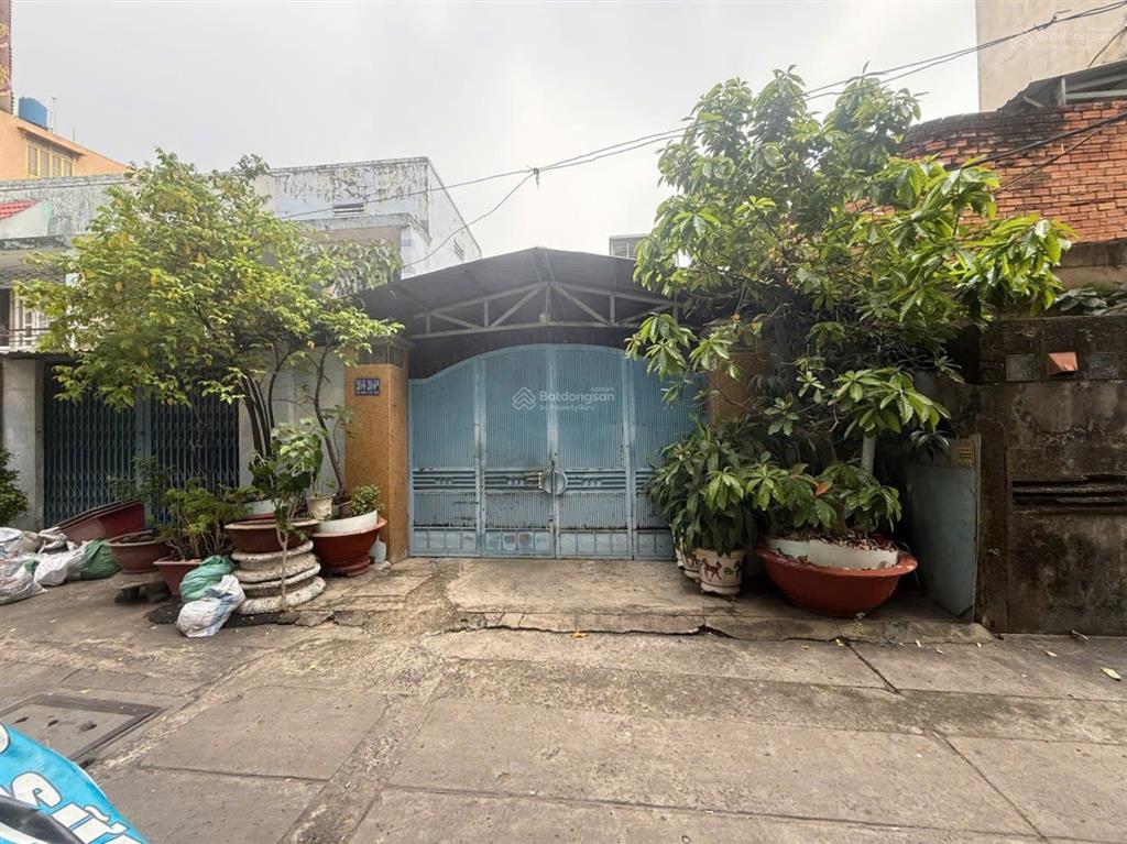 Nhà 1/ bà hom, p13, q6, vị trí đẹp trung tâm vô cùng tiện ích. 4m x 26m + shr = 102m2. 8.9 tỷ