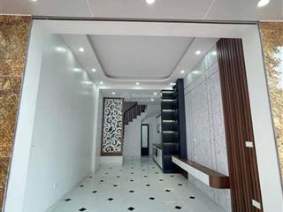 Cần bán gấp nhà quang trung  ngõ nông  ngay trường chuyên nguyễn huệ, dt 31m2x5 tầng, nhỉnh 6 tỷ