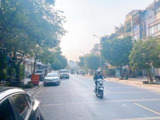 Bán gấp liền kề văn phú đường 24m kinh doanh,dt 80m mặt tiền5m,nhỉnh 19 tỷ