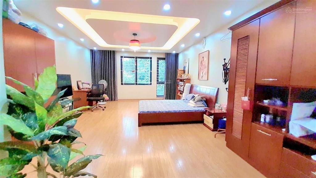 Chính chủ gửi bán liền kề kđt văn phú  trục kinh doanh, thang máy, dt 90m2  5t, hoàn thiện đẹp
