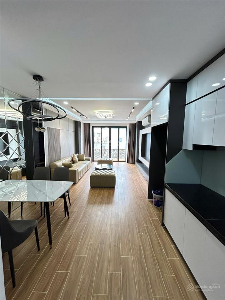 Chính chủ gửi bán nhà phân lô, dt 50m2  7 tầng, thang máy, tặng full nội thất xịn,nhỉnh 19 tỷ