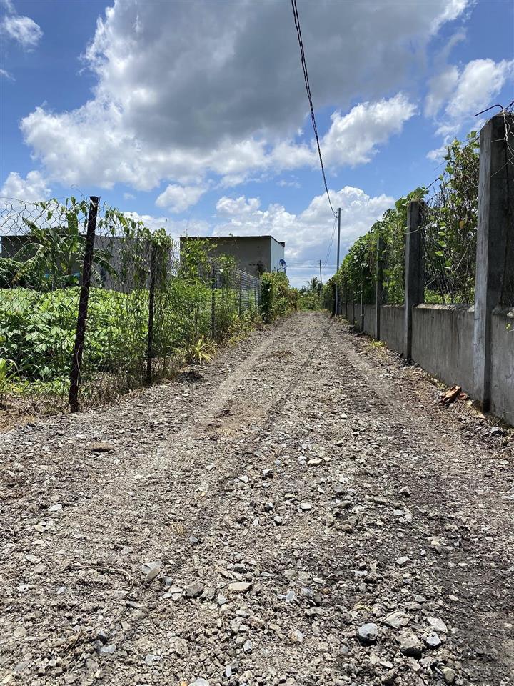 Siêu rẻ bán lô đất vườn có thổ cư 1001m2 (40mx30m) có sẵn 80m2 thổ cư chỉ 685 triệu