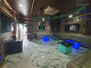 Mặt phố hoàng quốc việt  bán nhà 7 tầng  dt 210m2  giá 90 tỷ