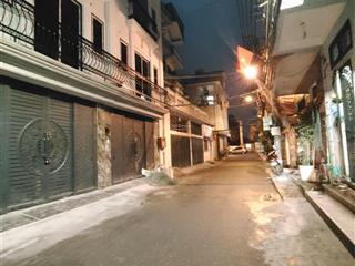 Đại cát  bán nhà 3 tầng  ô tô tránh  dt 100m2 x mt 5,5m giá 11 tỷ