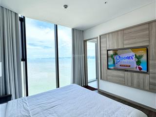 Bán căn studio a la carte 45 m2, view chính biển, nội thất 5 sao, sổ đỏ, vận hành tốt giá 2,8x tỷ