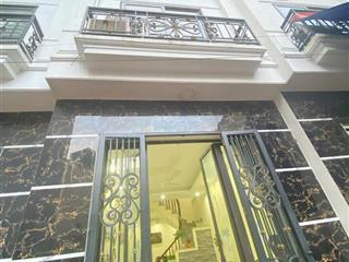 Bán nhà mới 5t 3pn dtsd 150m2, sau kđt gleximco d lê trọng tấn, nội thất đầy đủ. giá 4.x tỷ ctl