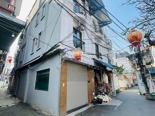 Bán nhà trung tâm la phù, ô tô tận cửa, dt 33m2 4t 3pn, gần trường học, chợ la phù. giá 5.25 tỷ,ctl