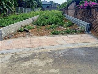 Chính chủ gửi bán lô đất đẹp 164,2m2 full thổ cư giá 4,18tỷ ngõ thông đường aphan phú cát quốc oai