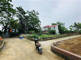 Chính chủ gửi bán lô góc 2 mặt thoáng trung tâm xã hòa thạch quốc oai hn dt 325m (đất ở 120m)mt 10m