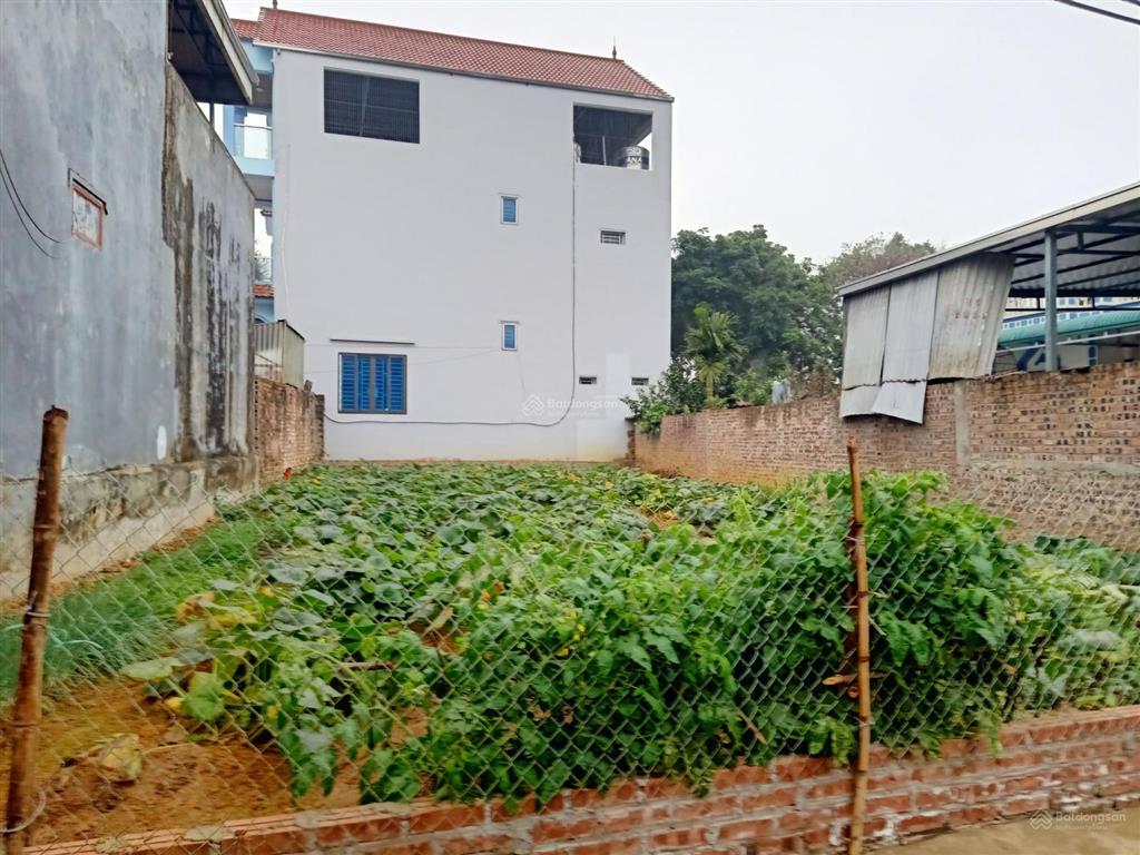 Hót hiếm, dt 192m2 (đất ở 148m2) mặt tiền 9m sâu 21,33m giá 3,4tỷ đất tại hòa thạch quốc oai hà nội