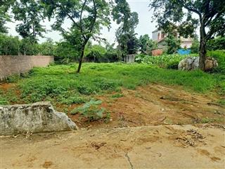 Cc gửi bán lô đất đẹp 360m, đất ở 140m,mặt tiền 12, 7m, giá tốt cho nhà đầu tư hòa thạch quốcoai hn