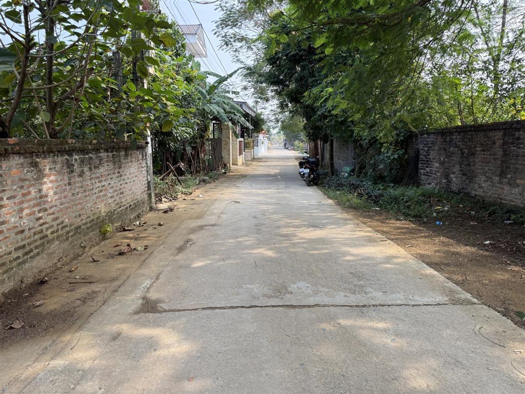 Đất thổ cư đẹp giá tốt đường oto tránh thôn 3 phú cát hn 231,8 m tc100 m mặt tiền 6,11 m giá 4,4tỷ