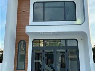 Nhà phố mới 100% hẻm xe ba gác gần chợ phú thuận quận 7 giá bán 3 tỷ 990 triệu (thương lượng)