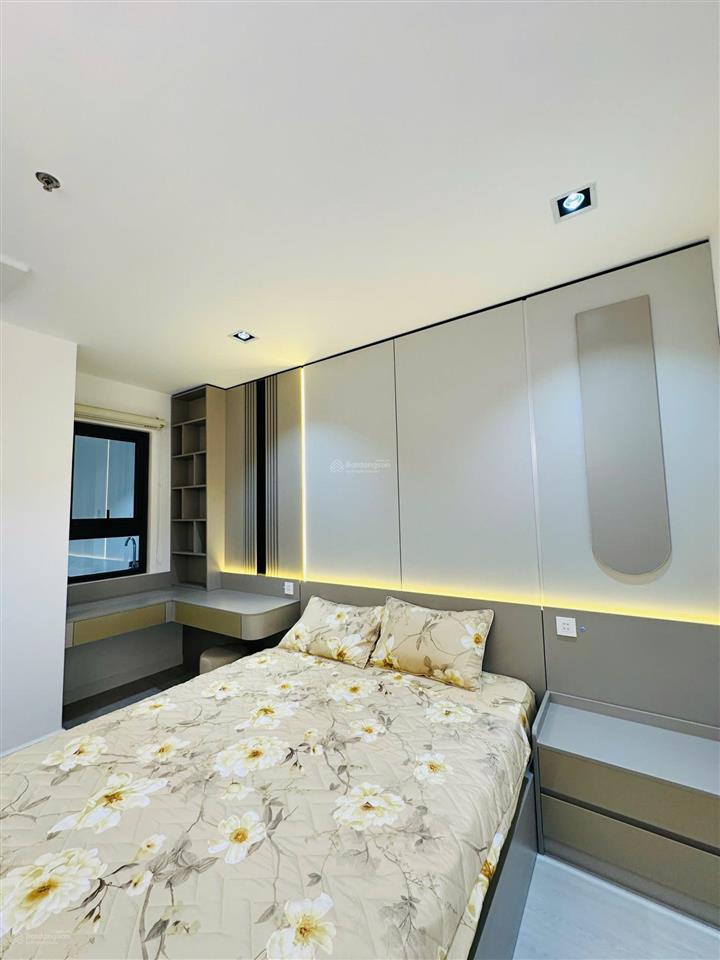 Căn hộ sổ hồng tầng 28 dqua nội thất siêu đẹp mới keng, view xéo biển giá 4 tỷ 950