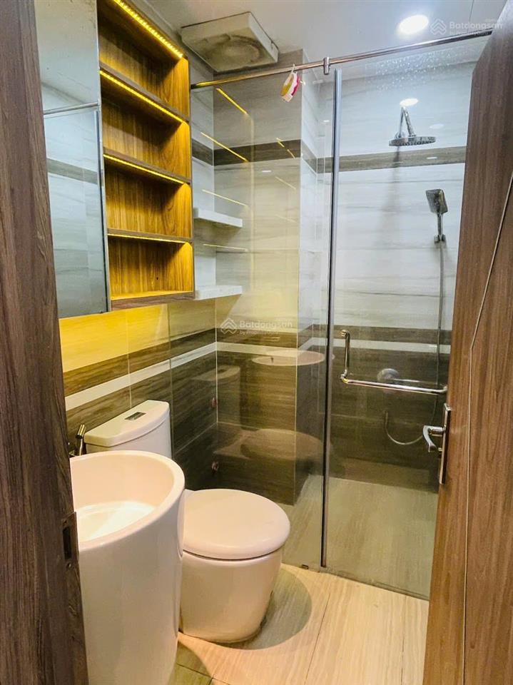 Biệt thự q3  nguyễn văn trỗi  4 tầng, 6x12  cho thuê 40tr/tháng