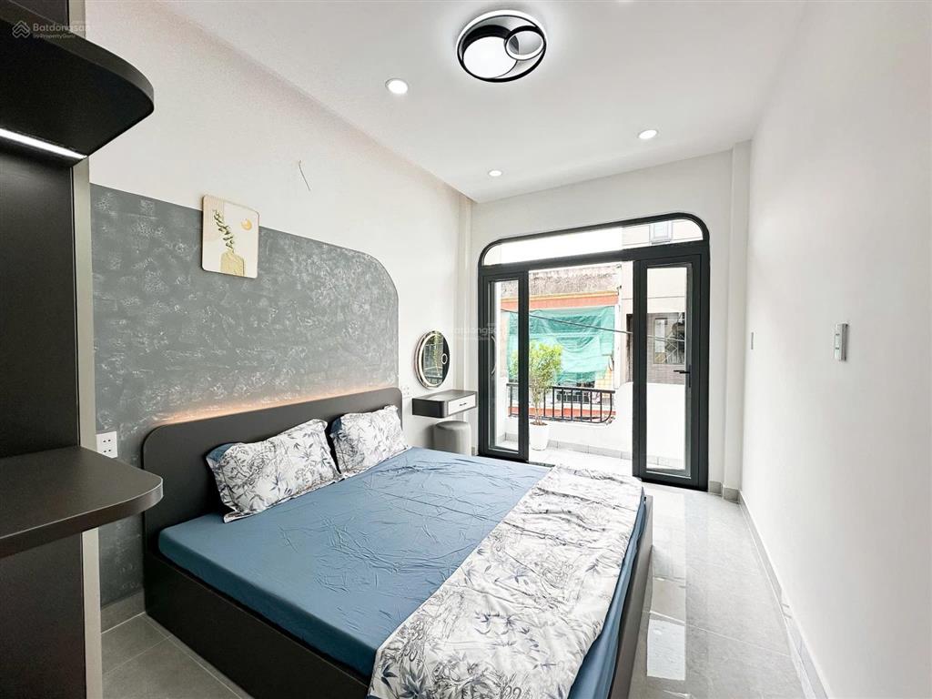 Hẻm 6m  khu vip bàu cát 2  4 tầng, 5x18  cam kết chuẩn 100%