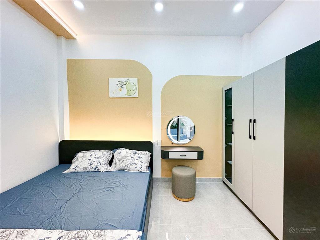 Hẻm 6m  khu vip bàu cát 2  4 tầng, 5x18  cam kết chuẩn 100%