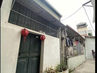 Bán lô đất gia quất,51m,5,980tỷ,hạ chào 300tr,ô tô gần,vị trí đẹp,vài bước chân ra trục chính,đỉnh.