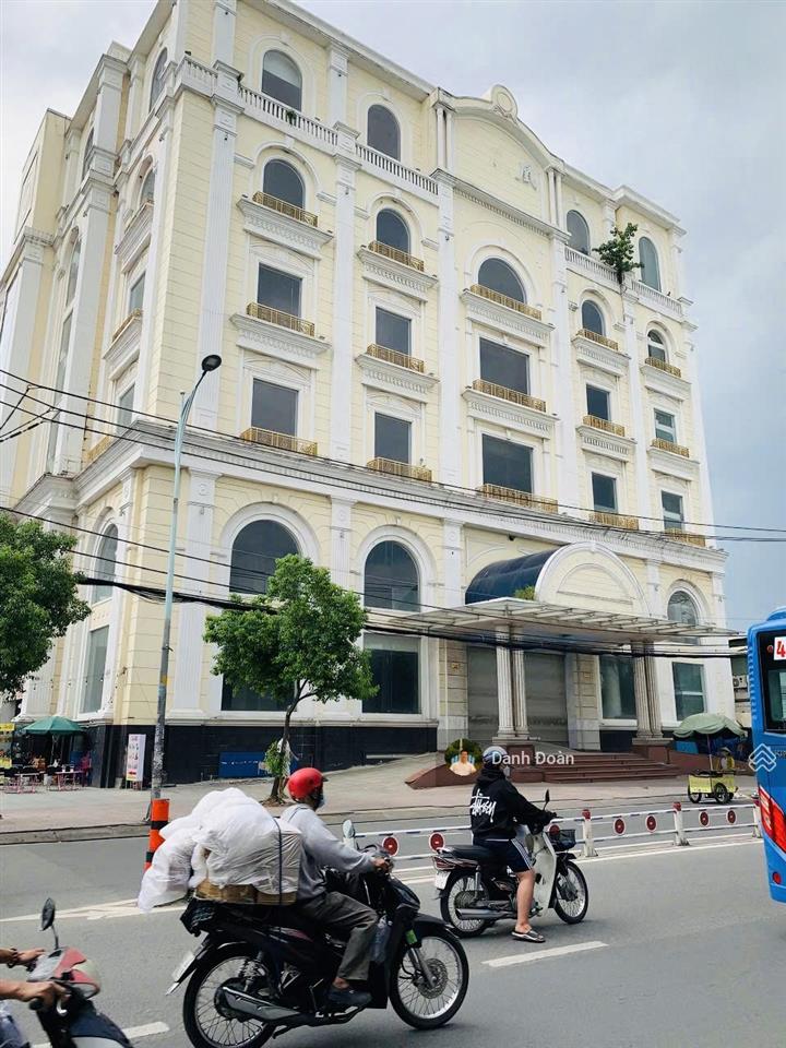 134tr/m2 toà nhà 1 hầm 7 tầng góc 2mt lê văn quới|40x50|biểu tượng lê văn quới|dtsd13.000m2