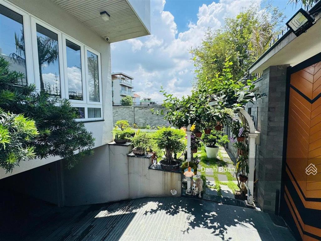 Biệt thự thủ thiêm villa view công viên|20x23|full nội thất cao cấp|hồ bơi 5pn|khu dân trí cao