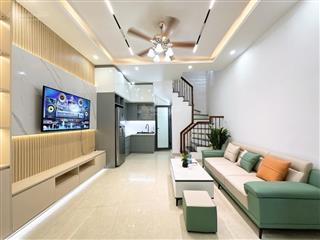 Bán nhà hoàng mai nhà đẹp full nội thất ngõ cực rộng nhà còn mới đẹp 5 tầng nhỉnh 7 tỷ