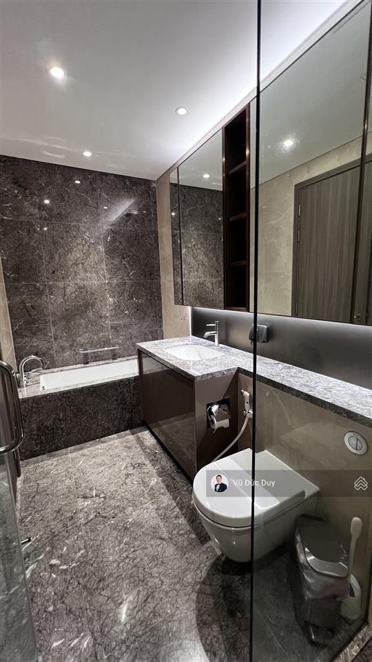 Bán 3pn the marq trục best seller, tầng cao, view sông. ban công đông nam, nhà đẹp. giá bán 23.9 tỷ