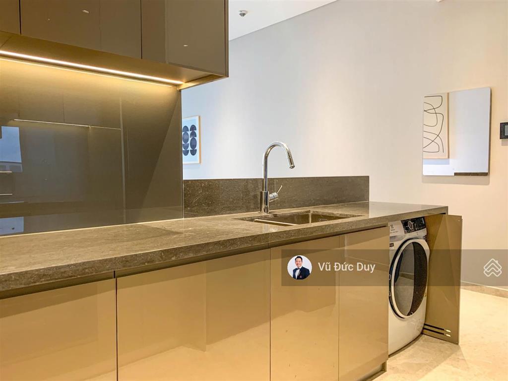 Cho thuê 2pn the marq quận 1, mới 100%, giường rộng trần cao, view lm81, vị trí trung tâm, full đẹp