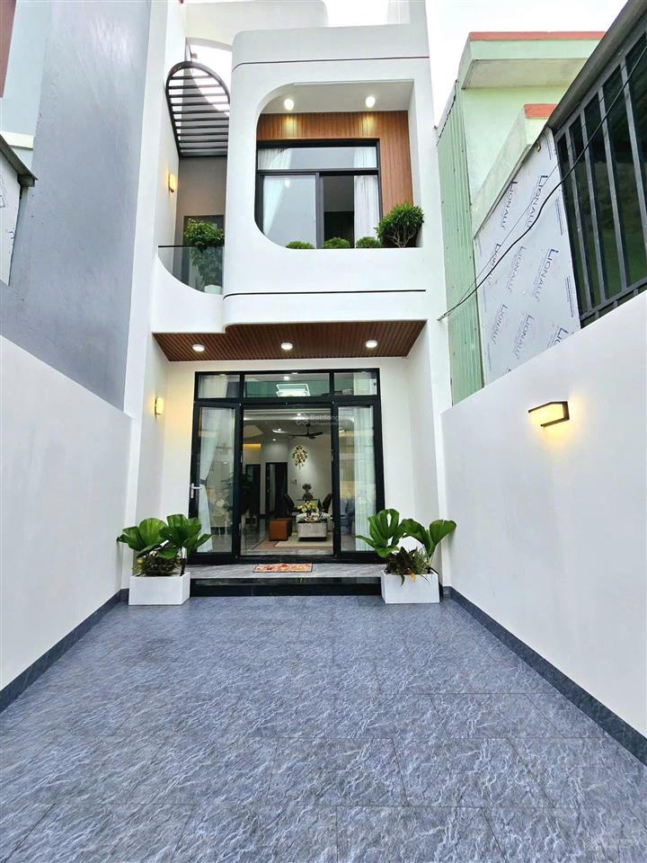 Việt kiều mỹ xây nhà chưa kịp ở ngày nào, bán gấp căn nhà lầu ngay gần kdl bửu long nhà dt 100m2