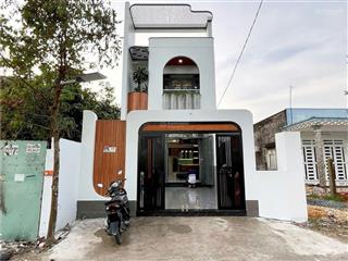 Chủ ngộp!! giảm thêm 200tr nữa bán nhanh chỉ còn 1,850 tỷ thôi. quá rẻ luôn ạ.