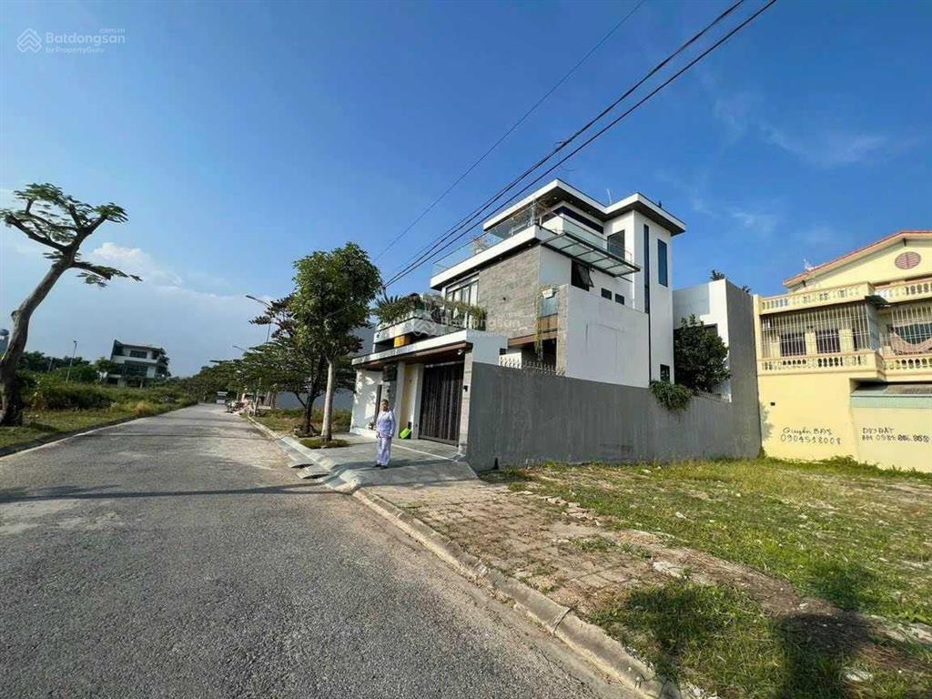 Bán lô đất hoa hậu 300m2 giá tốt nhất, cạnh trường quốc tế qsi tại khu biệt thự mê linh