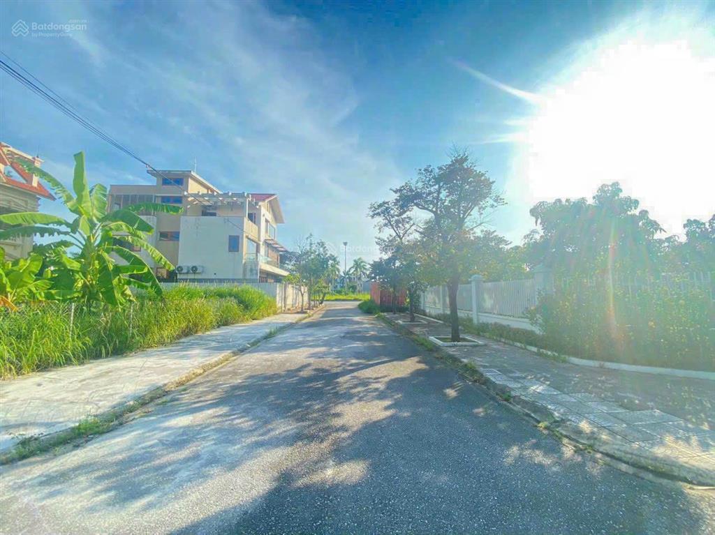 Chuyển nhượng lô đất biệt thự 330m2 kđt anh dũng 3  vị trí đẹp nội khu dự án