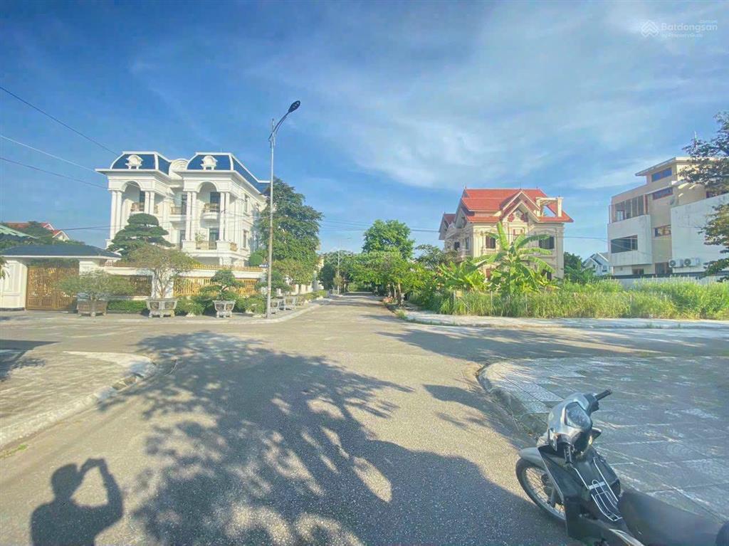 Chuyển nhượng lô đất biệt thự 330m2 kđt anh dũng 3  vị trí đẹp nội khu dự án