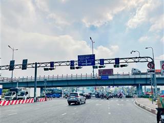 Góc 2 mặt tiền, đường quang trung, ngay thcs hoa lư, quận 9, dt 90m2, ngang 6.8m, nhỉnh 6 tỷ