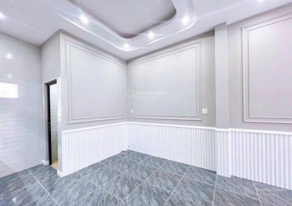 Nhà mới xây, cuối tân kỳ tân quý, 40m2, hẻm 1/, 5m, 2 tỷ 550 bớt lộc!