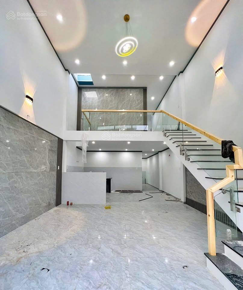 Nhà mới xây, cuối tân kỳ tân quý, 40m2, hẻm 1/, 5m, 2 tỷ 550 bớt lộc!