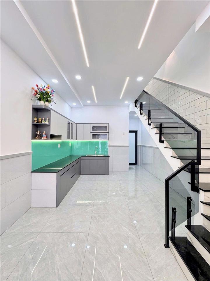 Ngay tân kỳ tân quý2 tầng dọn vào ở ngay 70m2 hẻm 5m thông chỉ 5.98 tỷ tl nhẹ