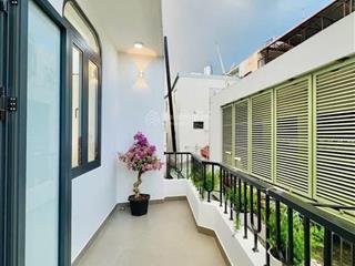 Bán gấp nhà hồng hà, phú nhuận. giá 2,56 tỷ, dt 56m2,  như 0766 372 ***, đường rộng 6m